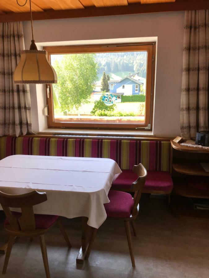 Ferienwohnungen Kathrein Reutte Extérieur photo